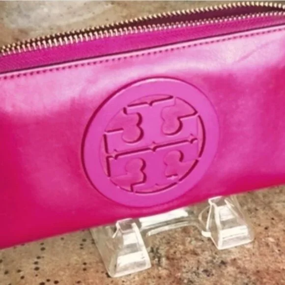 Tory Burch Wallet - Picture 2 of 9